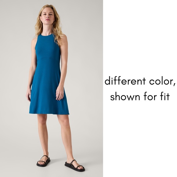 NEW Athleta Santorini Thera Printed Dress Medium - Picture 12 of 17